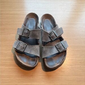 Women’s Grey Birkenstock Arizona